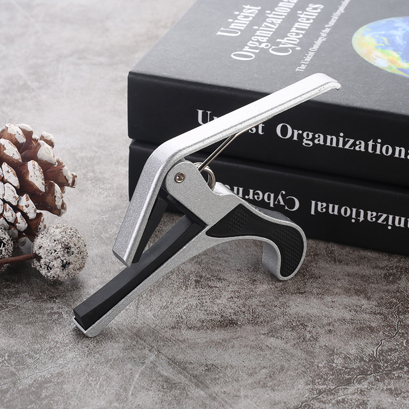 メタルギターカポ アコースティックエレクトリックギター用 シ - Guitar Capo Clip のレビューと価格